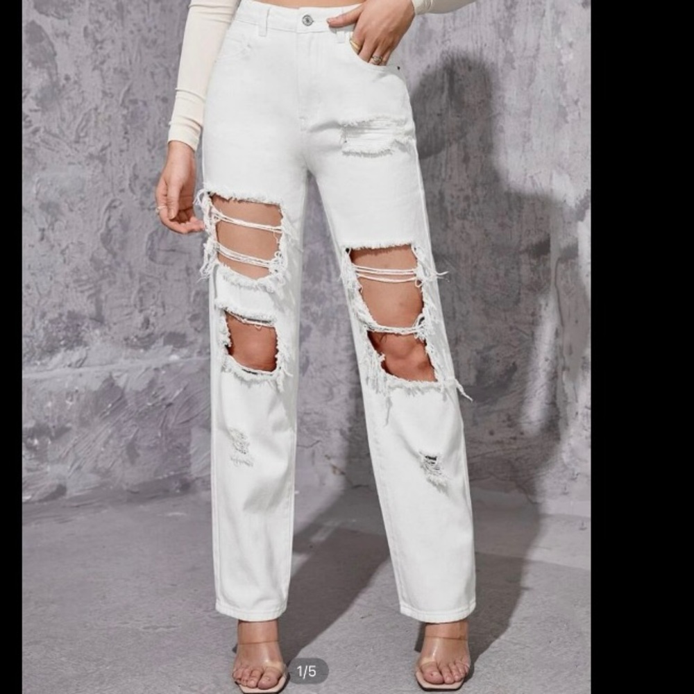 white straight leg boyfriend jeans